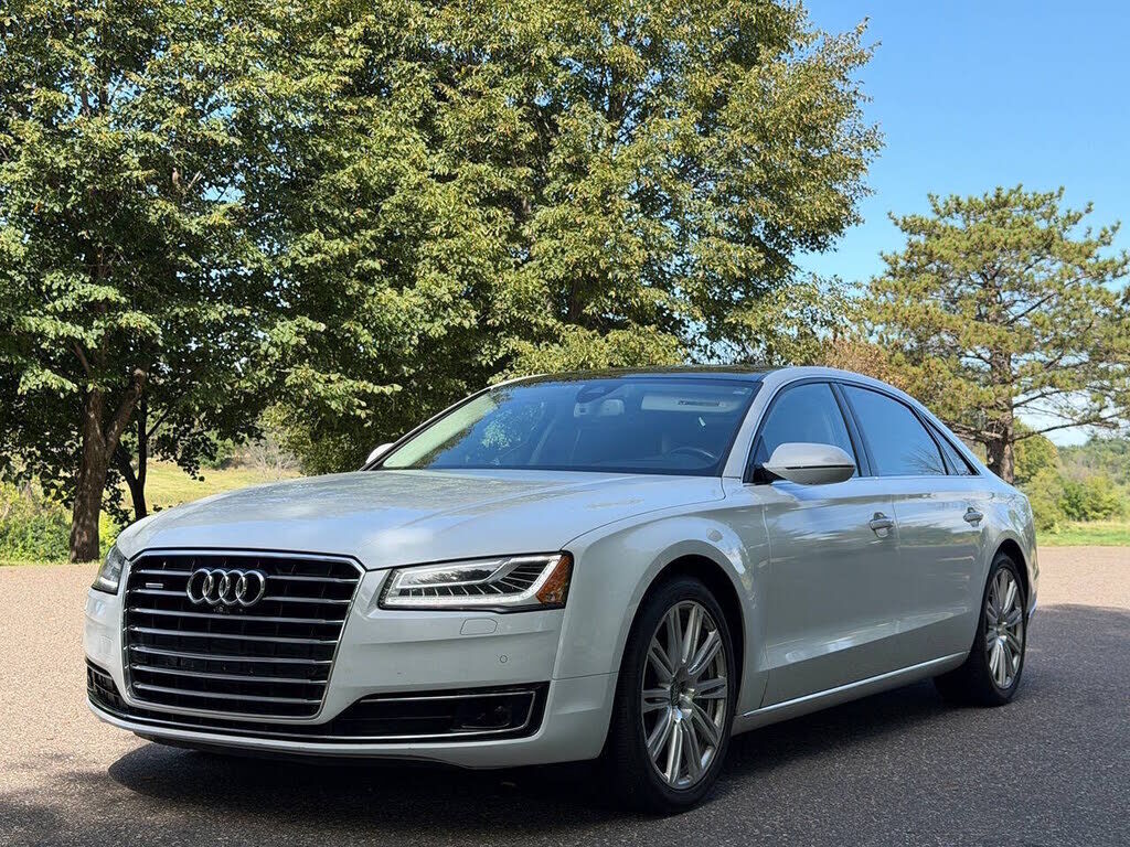 2015 AUDI A8