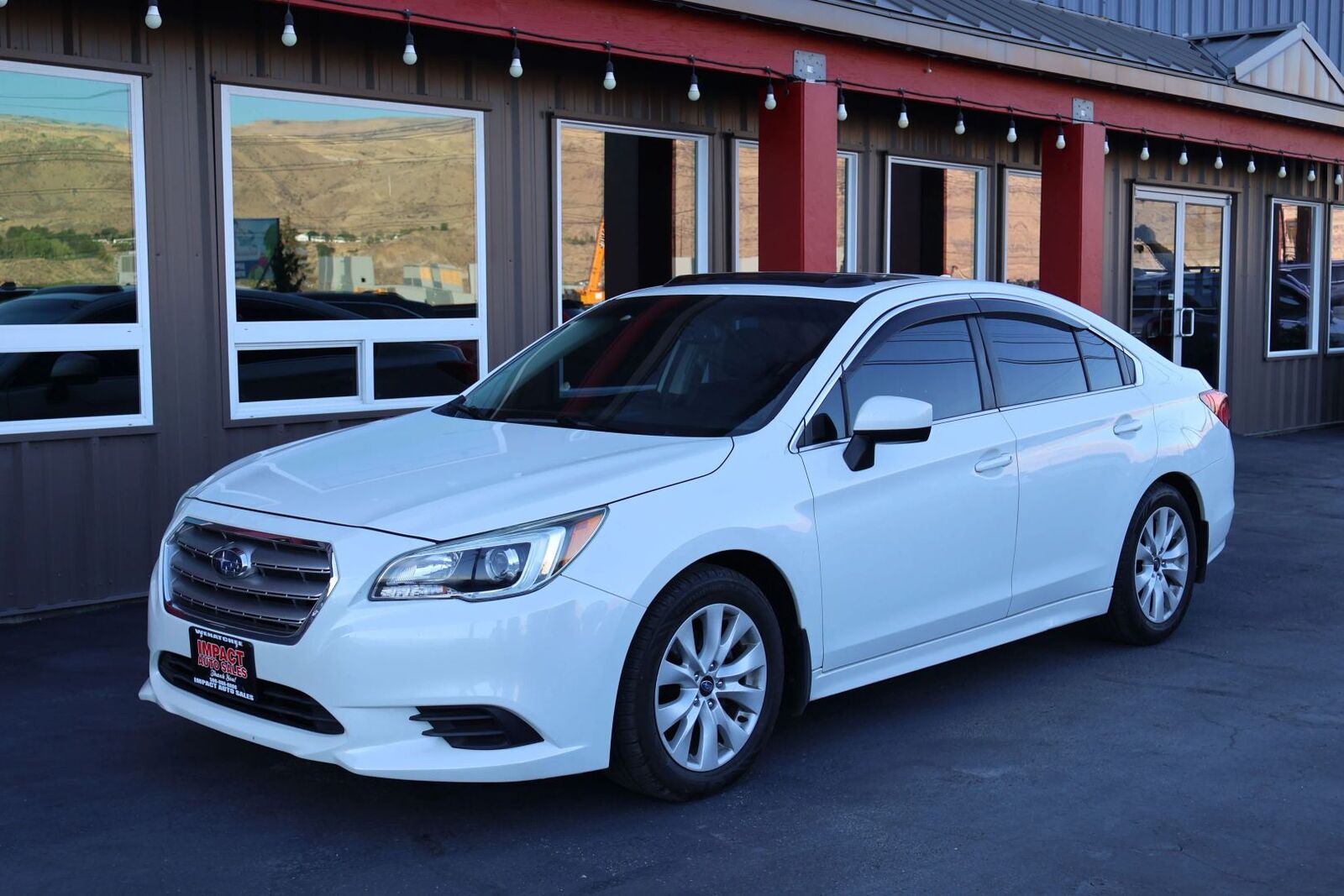 2016 SUBARU Legacy