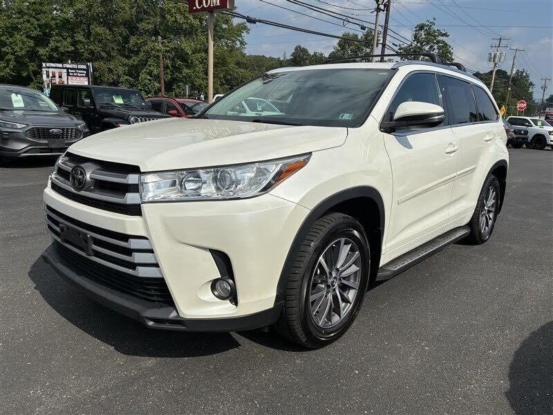 2018 TOYOTA Highlander