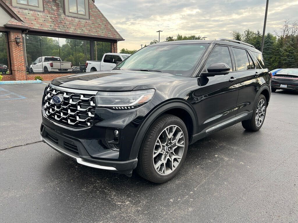 2025 FORD Explorer