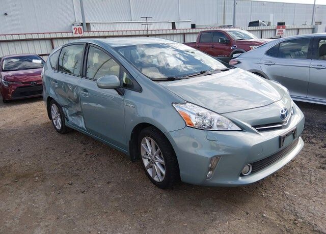 2014 TOYOTA Prius
