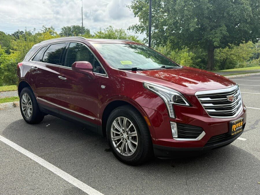 2017 CADILLAC XT5