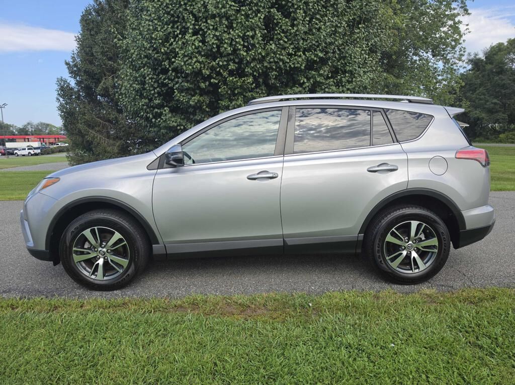 2016 TOYOTA RAV4