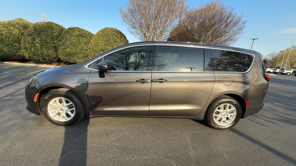 2017 CHRYSLER Pacifica
