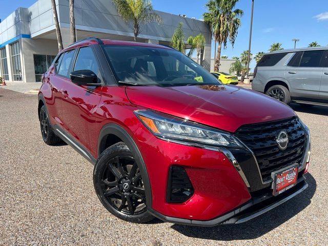 2024 NISSAN Kicks