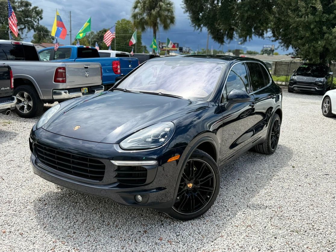 2016 PORSCHE Cayenne