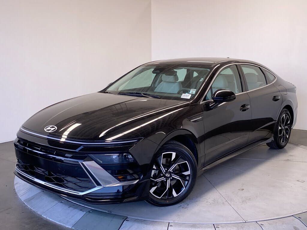 2025 HYUNDAI Sonata