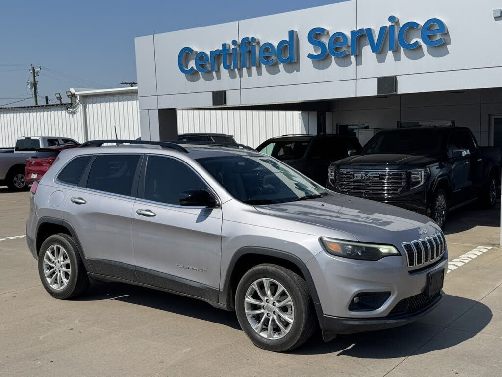 2022 JEEP Cherokee