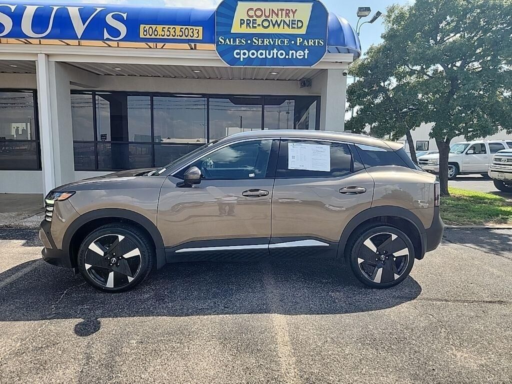 2025 NISSAN Kicks