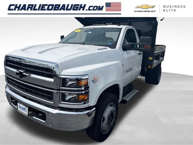 2024 GMC Silverado Medium Duty