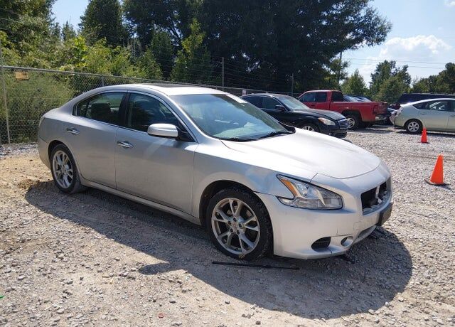 2012 NISSAN Maxima