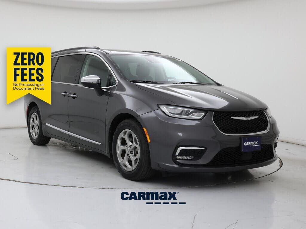 2023 CHRYSLER Pacifica