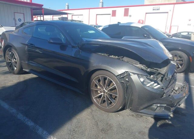 2015 FORD Mustang
