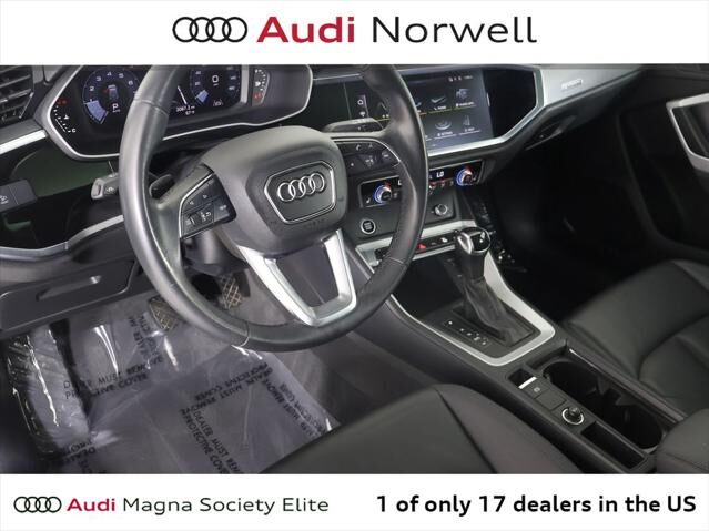 2023 Audi Q3