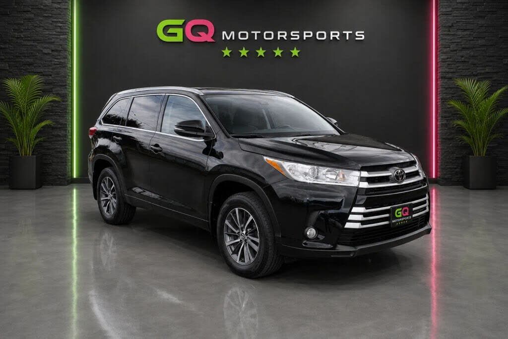 2018 TOYOTA Highlander