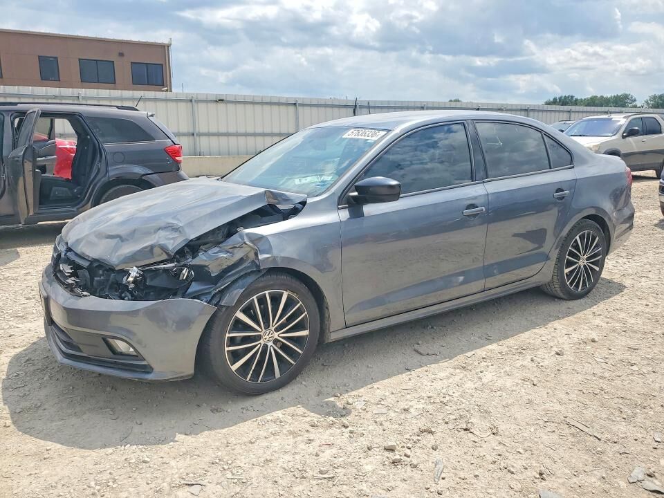 2016 VOLKSWAGEN Jetta