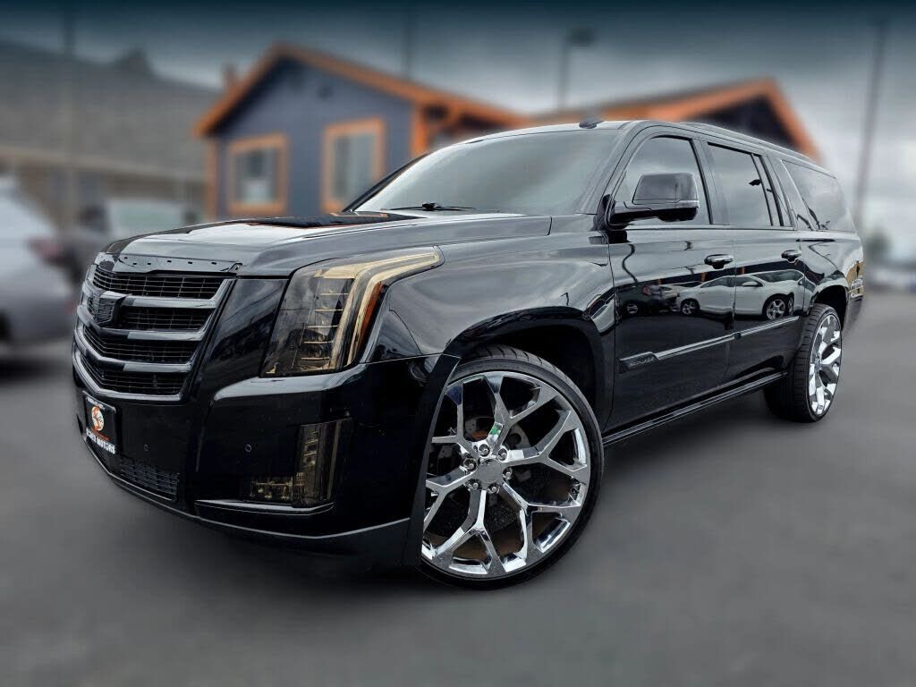 2016 CADILLAC Escalade