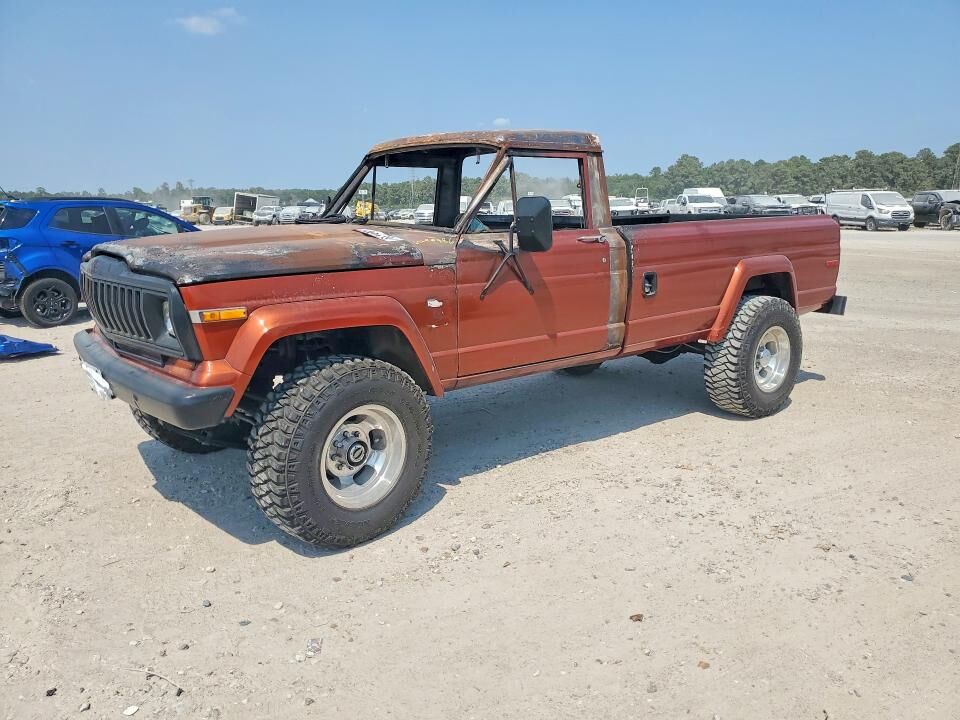 1985 JEEP J-10