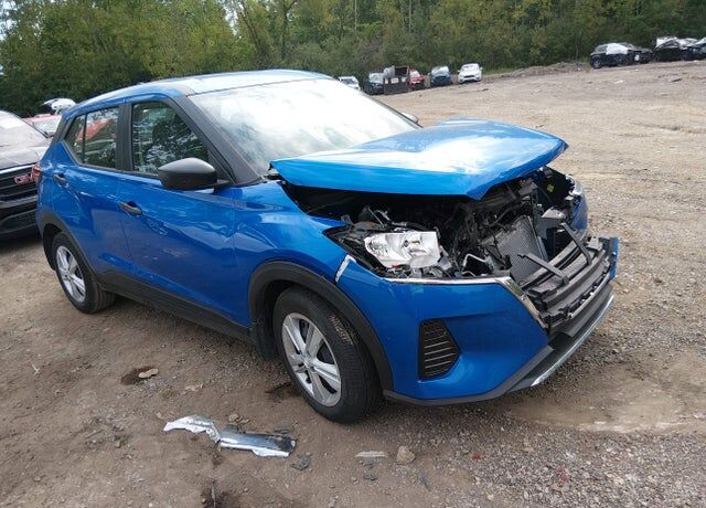 2024 NISSAN Kicks