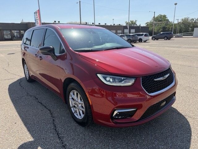 2025 CHRYSLER Pacifica