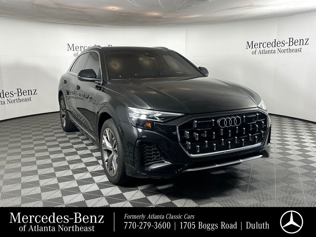 2024 AUDI Q8