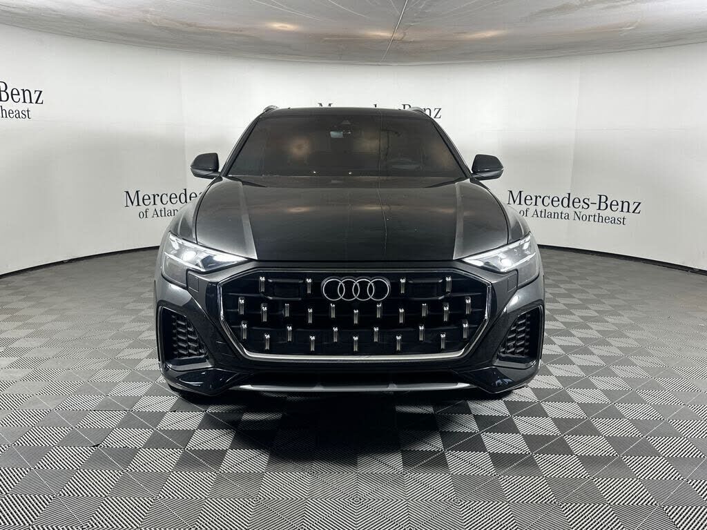 2024 Audi Q8