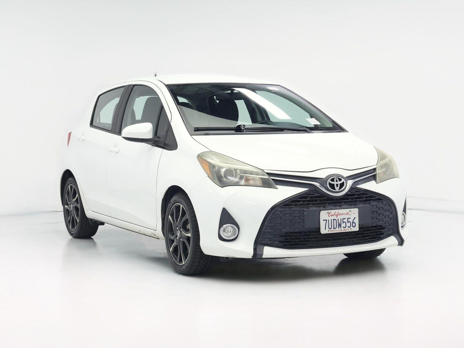 2016 TOYOTA Yaris