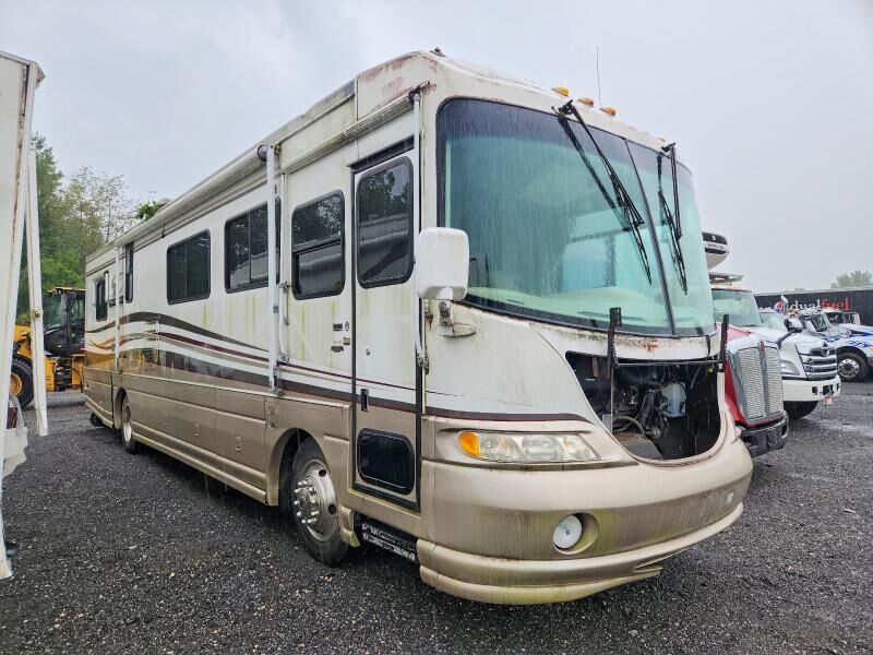 2000 FREIGHTLINER XC Chassis