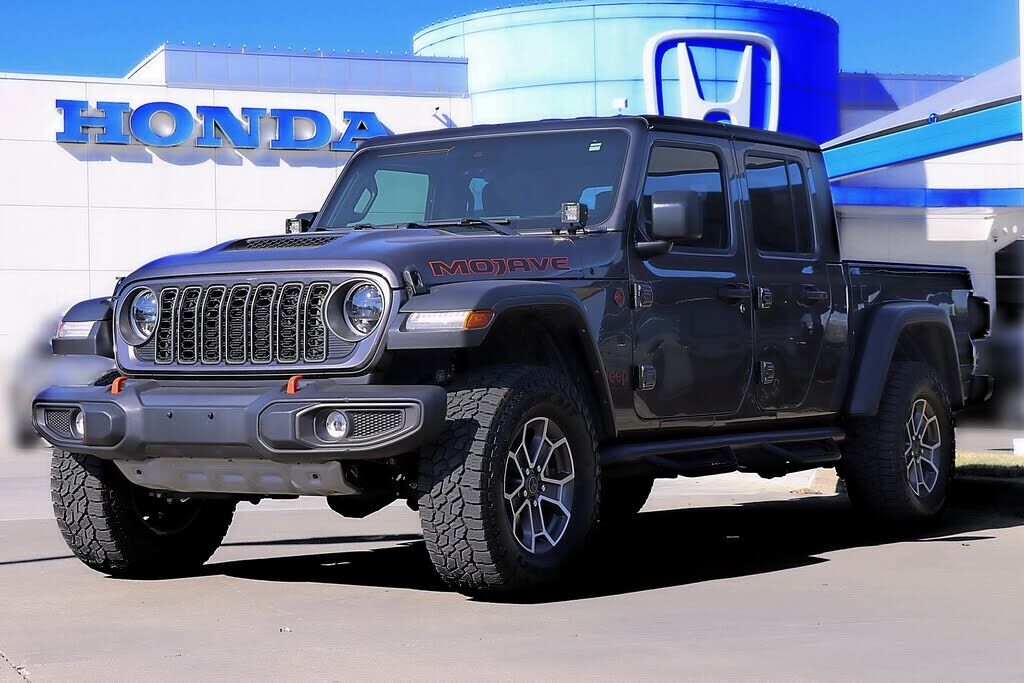 2025 JEEP Gladiator