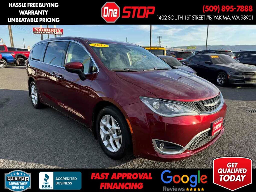 2017 CHRYSLER Pacifica