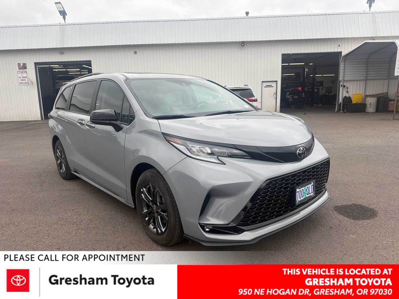 2026 TOYOTA Sienna