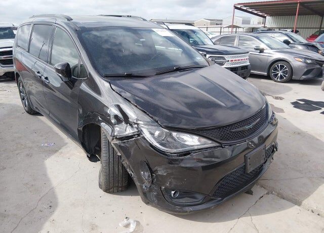 2020 CHRYSLER Pacifica