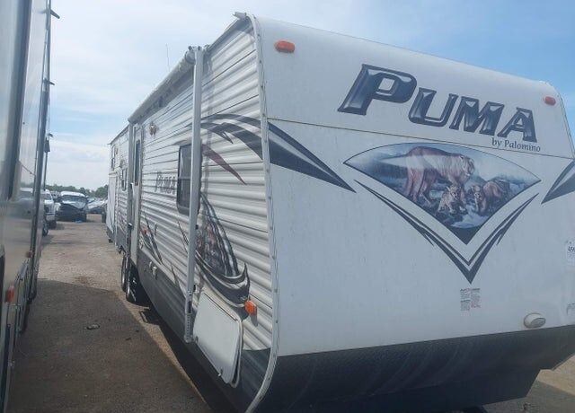2015 FOREST RIVER Puma Towables