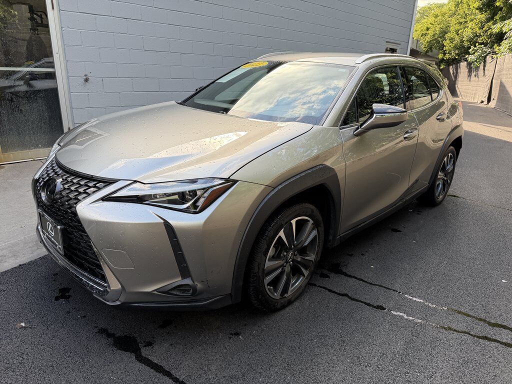2022 LEXUS UX