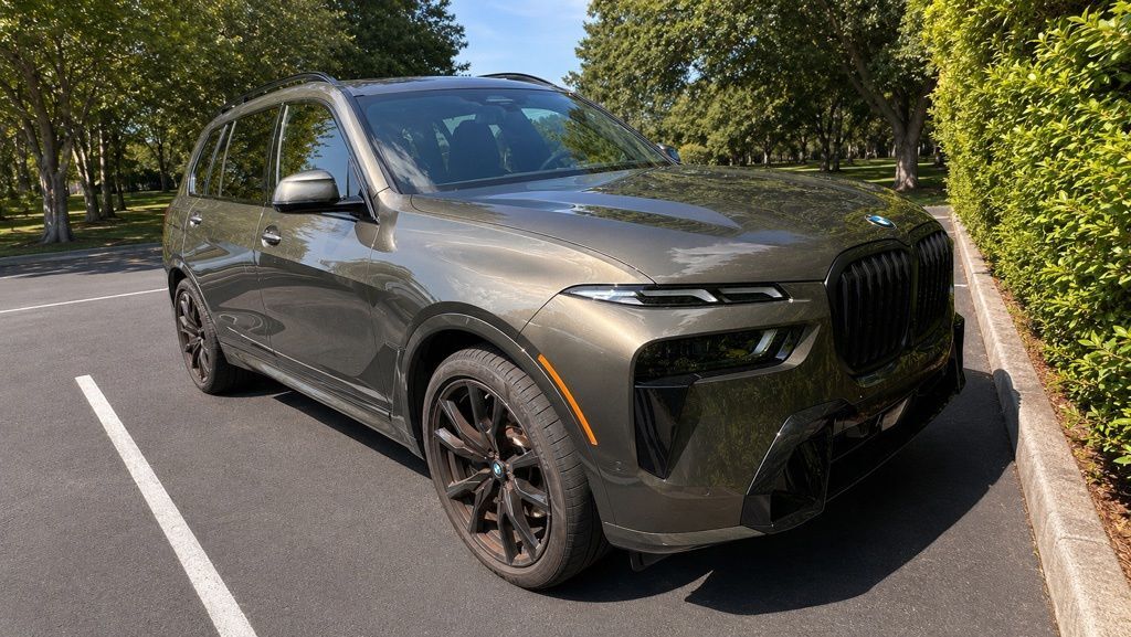 2025 BMW X7
