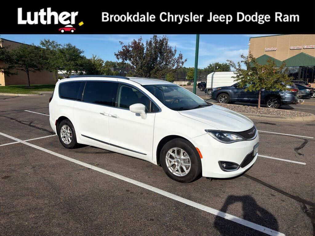 2020 CHRYSLER Pacifica