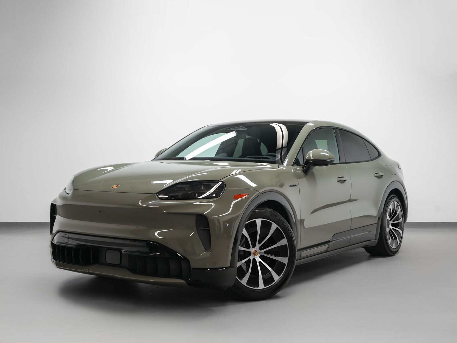 2026 PORSCHE Cayenne