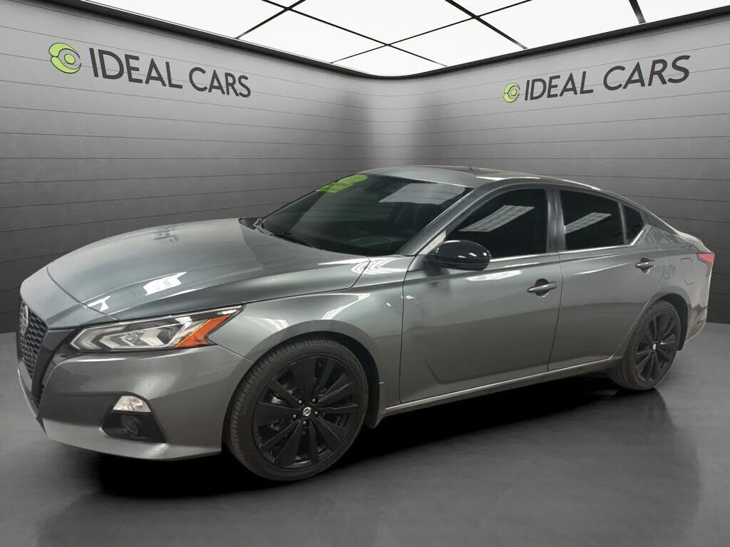 2022 NISSAN Altima