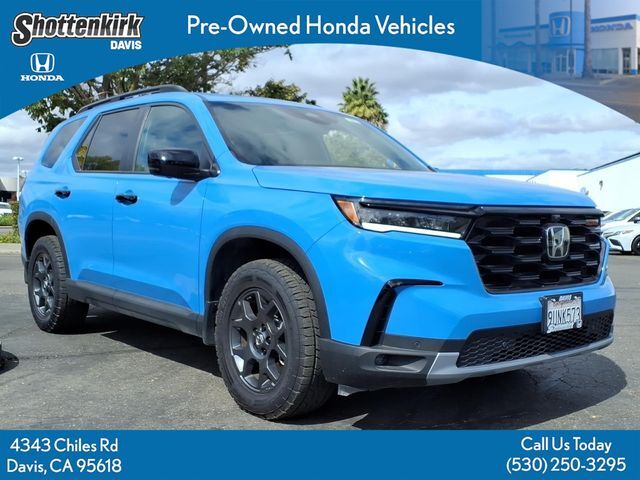 2025 HONDA Pilot