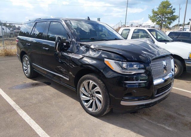 2023 LINCOLN Navigator