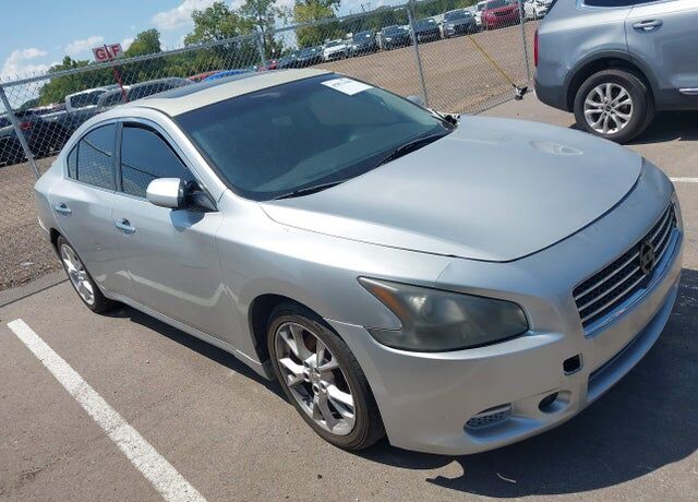 2014 NISSAN Maxima