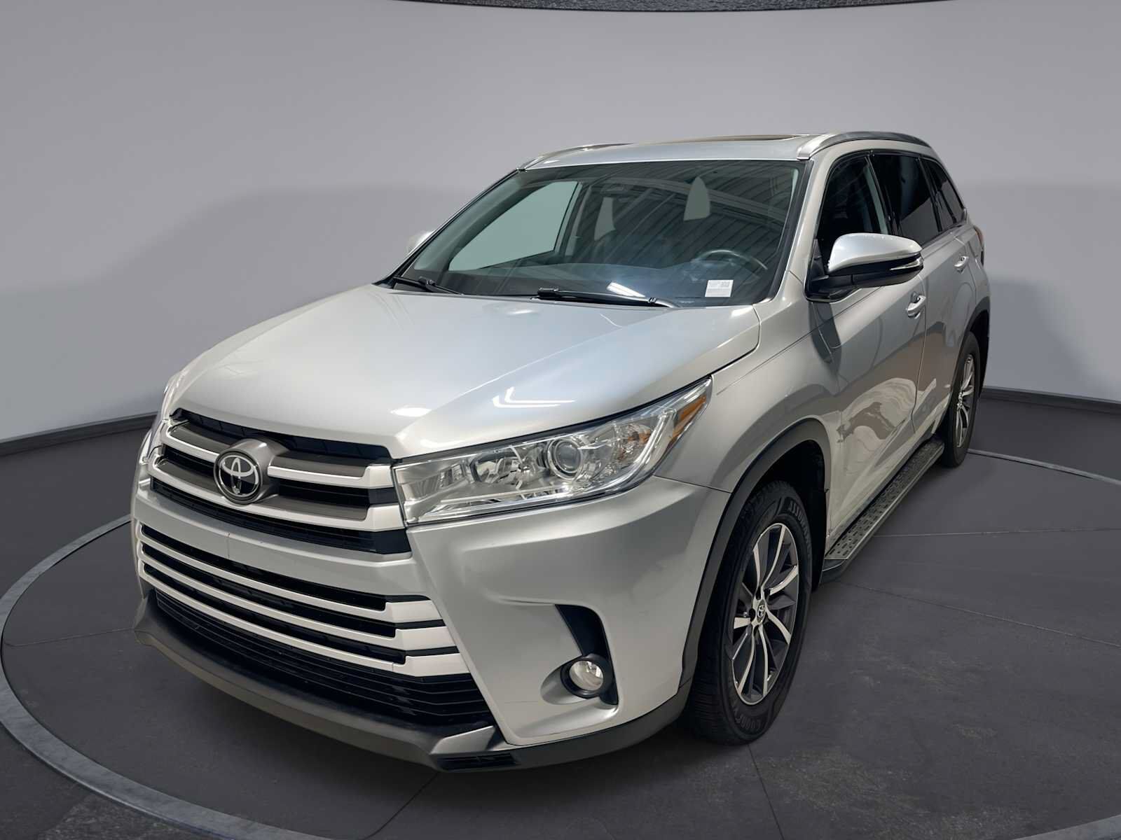 2018 TOYOTA Highlander