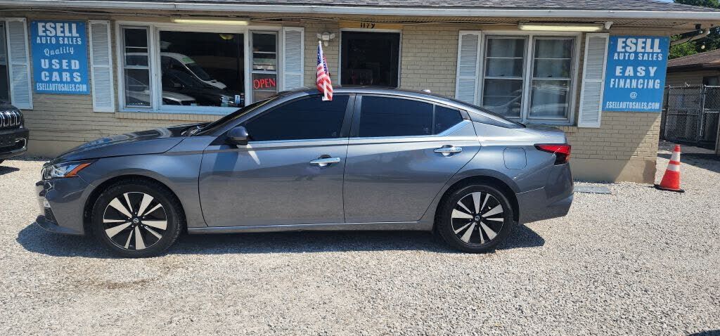 2022 NISSAN Altima