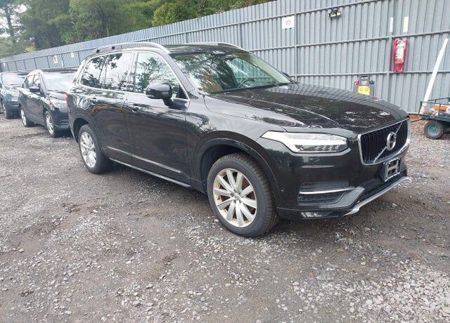 2016 VOLVO XC90