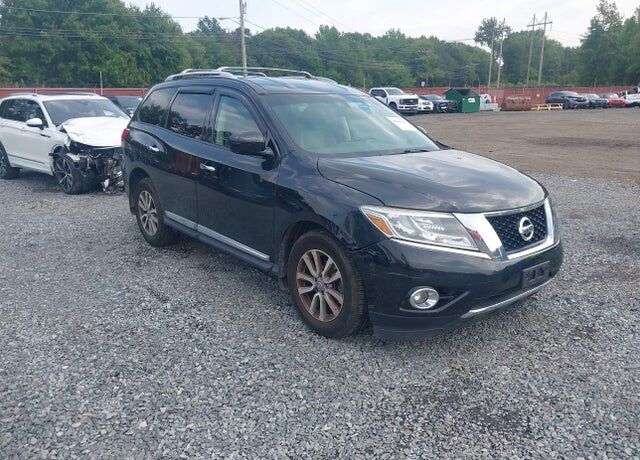 2016 NISSAN Pathfinder