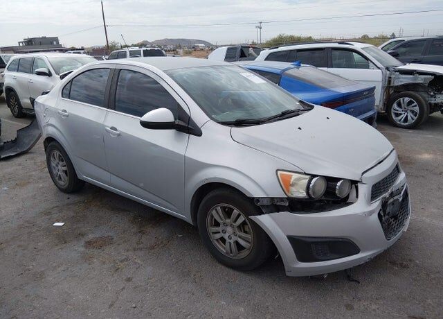 2016 CHEVROLET Sonic