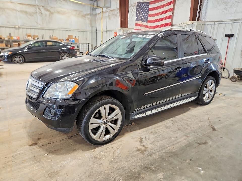 2011 MERCEDES-BENZ M-Class