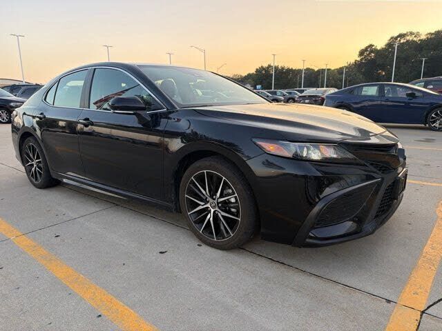 2024 TOYOTA Camry