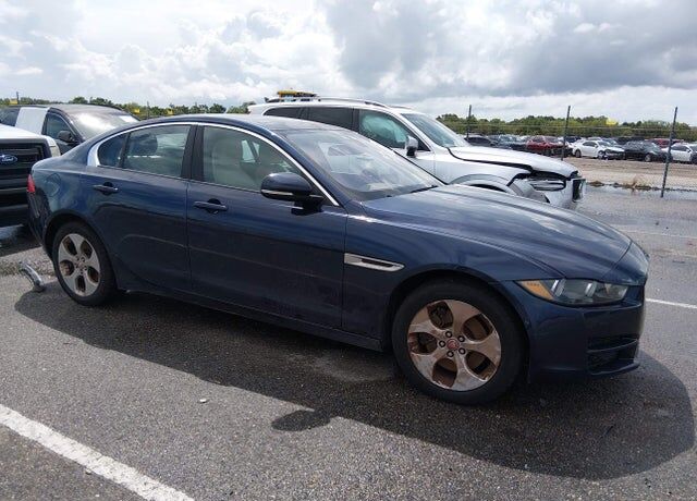 2017 JAGUAR XE