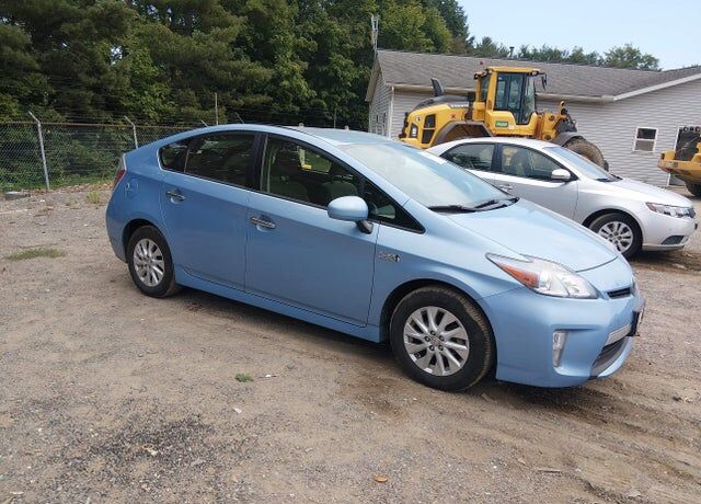 2014 TOYOTA Prius